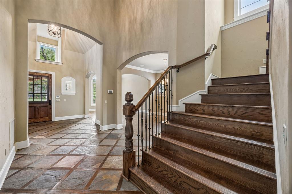 1501 Litchfield Drive