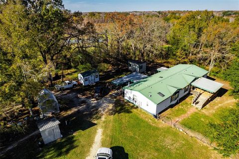 A home in Eustace