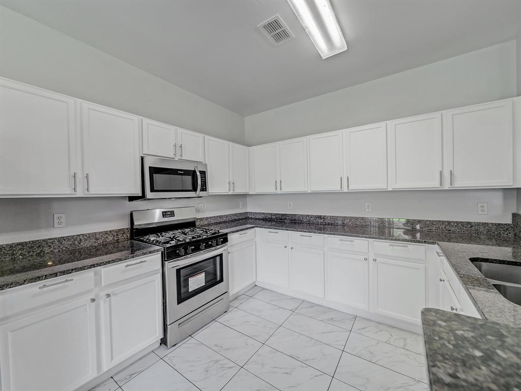 South Ridge Hills Add - Residential Lease