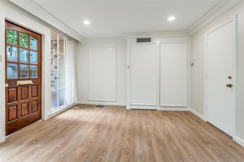 4285 Lomo Alto Drive