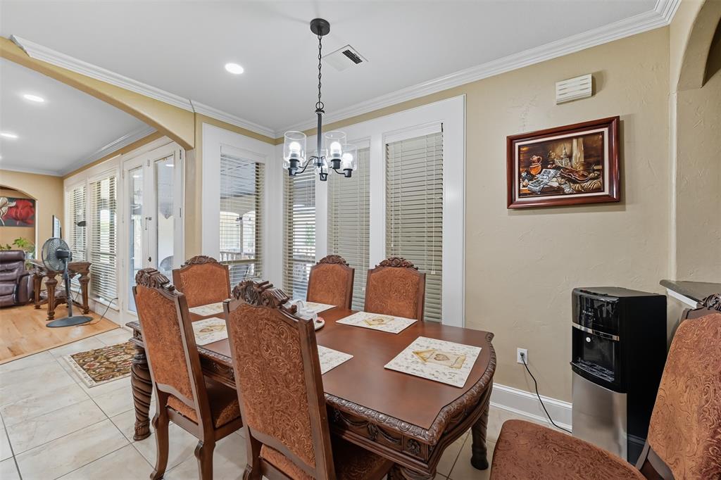 J Roberts - Residential