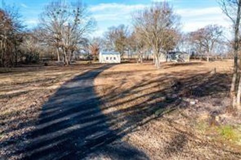 1920 Fm 2948 Como TX 75431