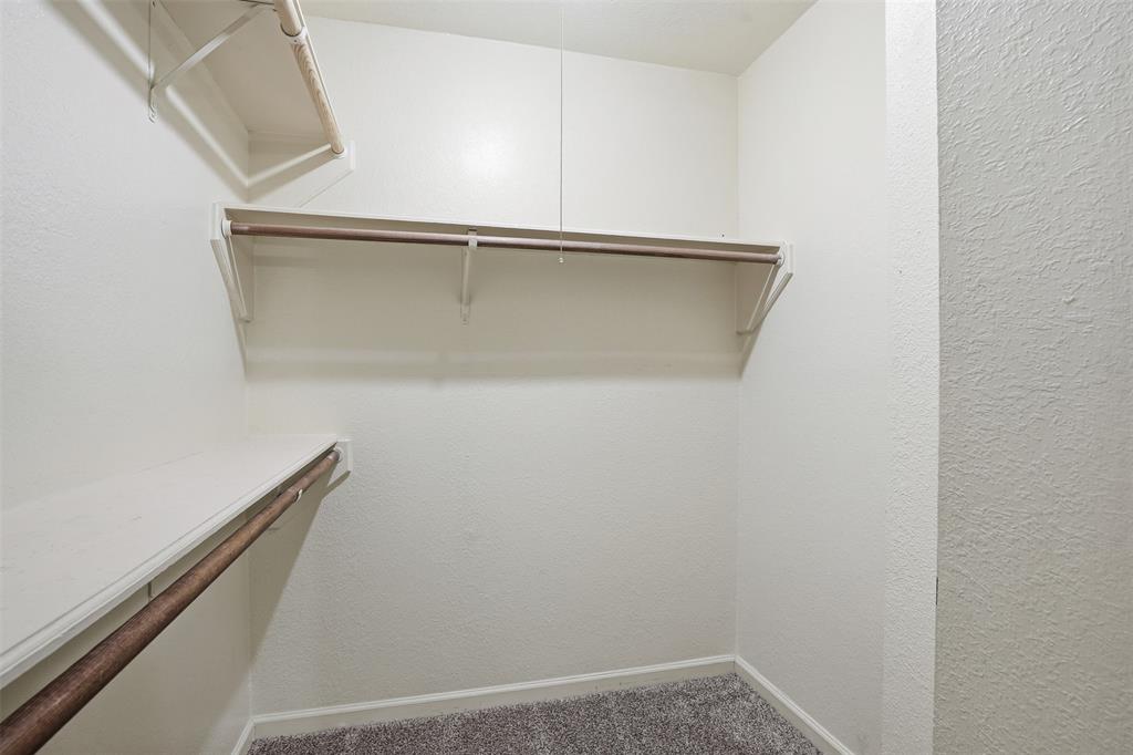 Fort Worth, Texas 76116, United States, 2 Bedrooms Bedrooms, ,3 BathroomsBathrooms,Residential,Pending,250106