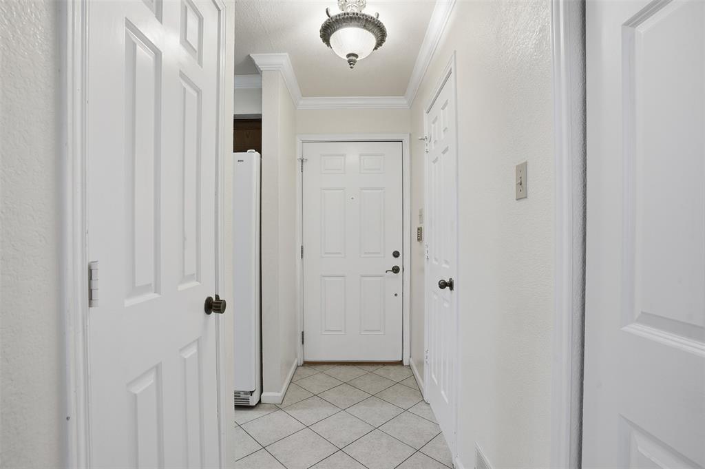 Fort Worth, Texas 76116, United States, 2 Bedrooms Bedrooms, ,3 BathroomsBathrooms,Residential,Pending,250106