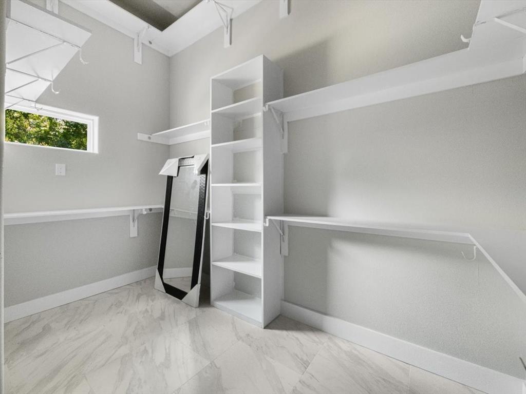 T J OLIVER SUBD - Residential