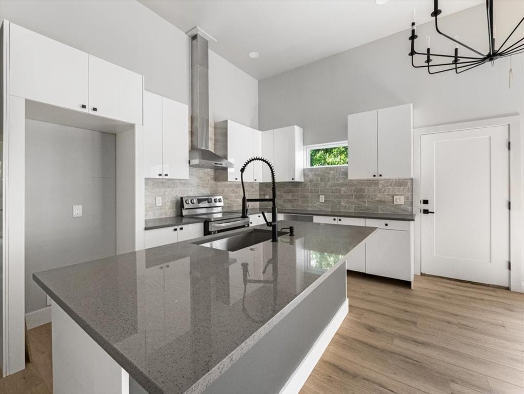 T J OLIVER SUBD - Residential