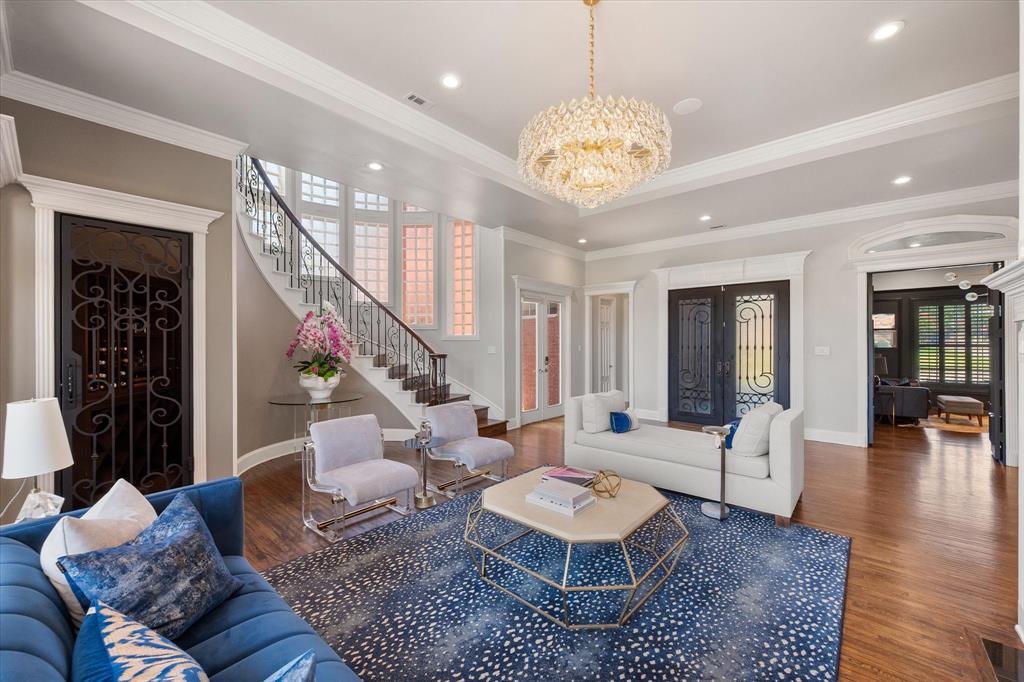 1405 Bentley Court
