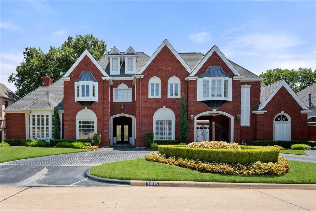 1405 Bentley Court