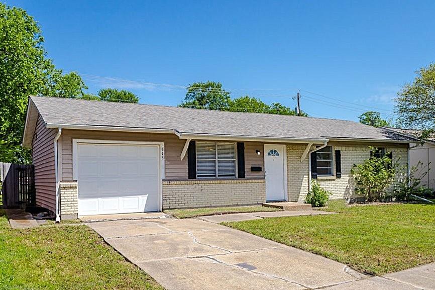 813 Rosewood Hills Drive