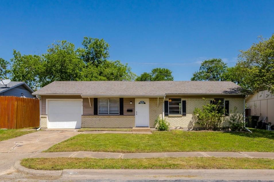 813 Rosewood Hills Drive