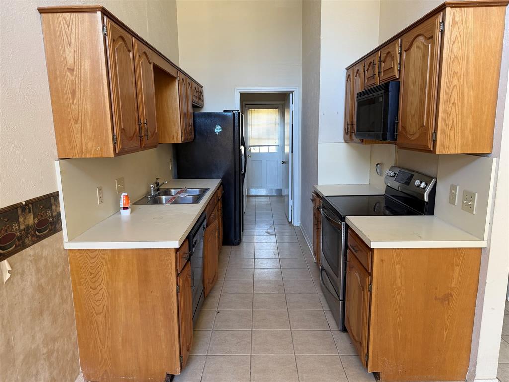 Collin Greene Condo - Residential