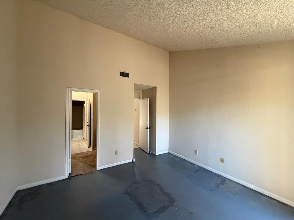 Collin Greene Condo - Residential