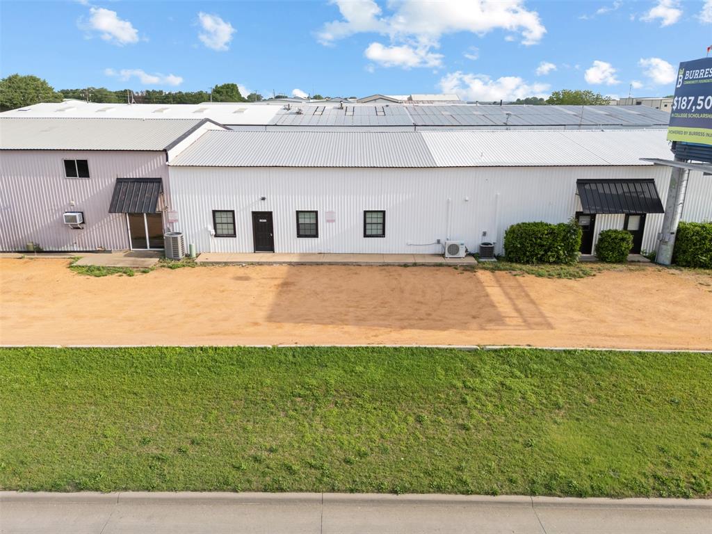 Aero Country Estates - Commercial Sale