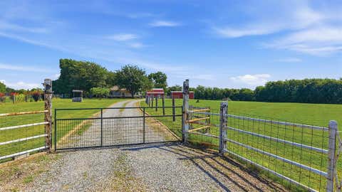 Photo of 10815 State Highway 56, Sherman, TX 75090 (MLS # 21317523)