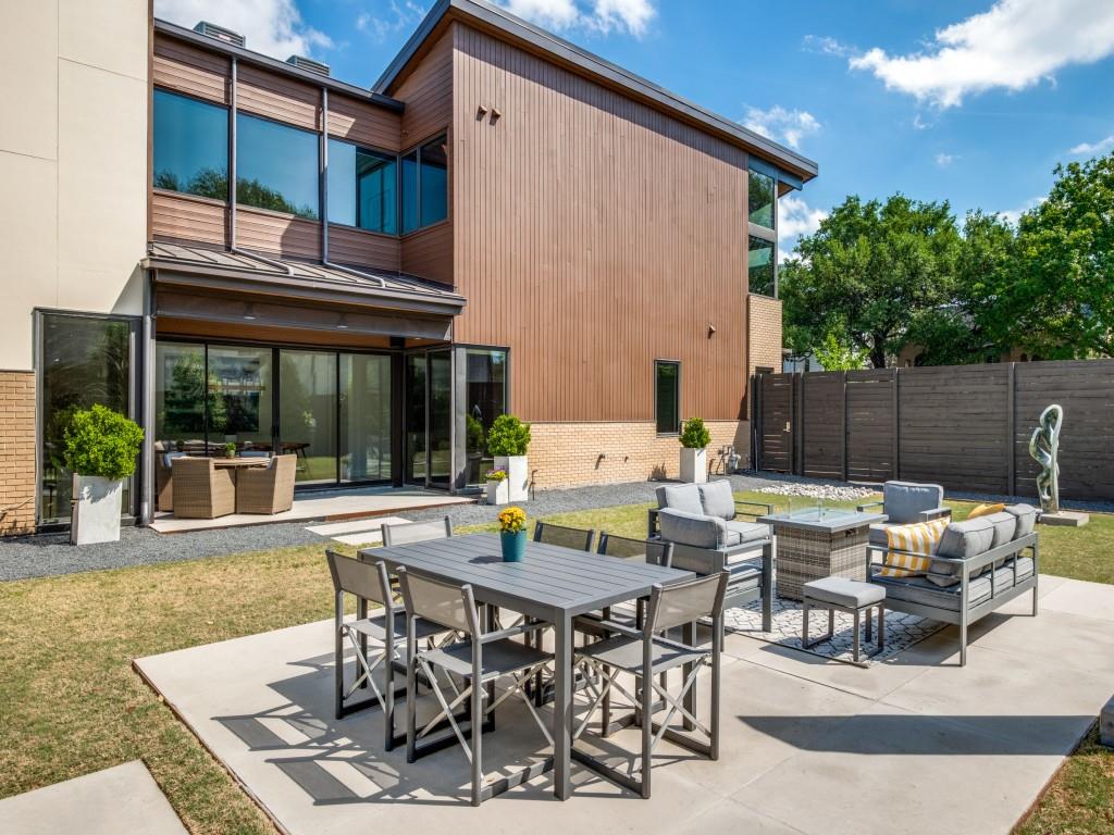 University Place - Land