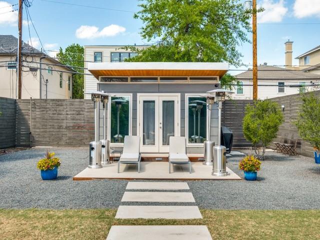 University Place - Land