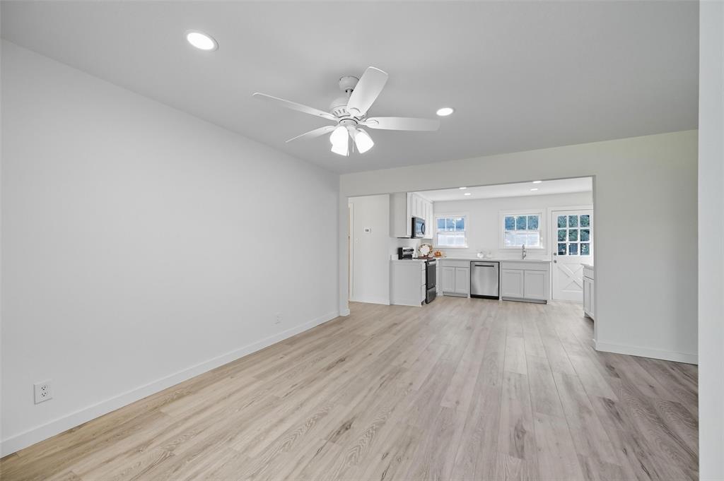 CHAMBERLAIN ARLINGTON HTS 2ND - Residential