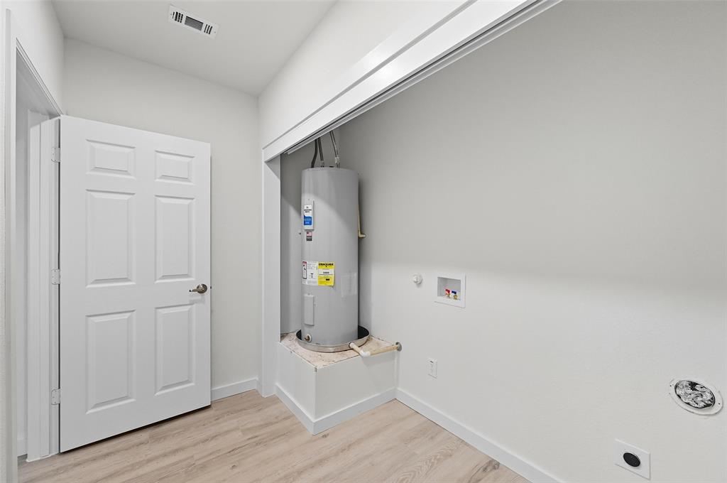 CHAMBERLAIN ARLINGTON HTS 2ND - Residential