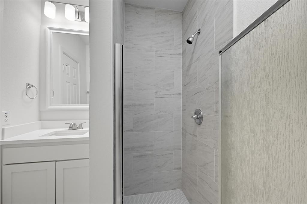 CHAMBERLAIN ARLINGTON HTS 2ND - Residential