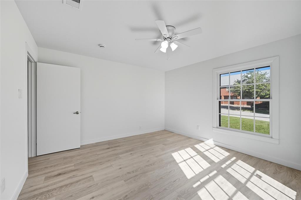 CHAMBERLAIN ARLINGTON HTS 2ND - Residential