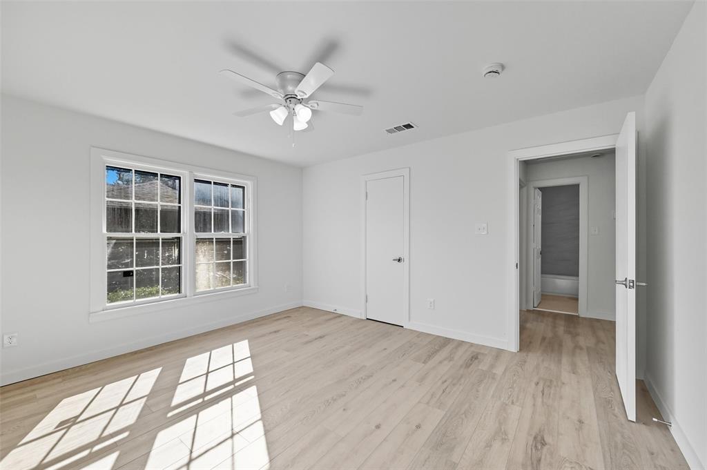 CHAMBERLAIN ARLINGTON HTS 2ND - Residential