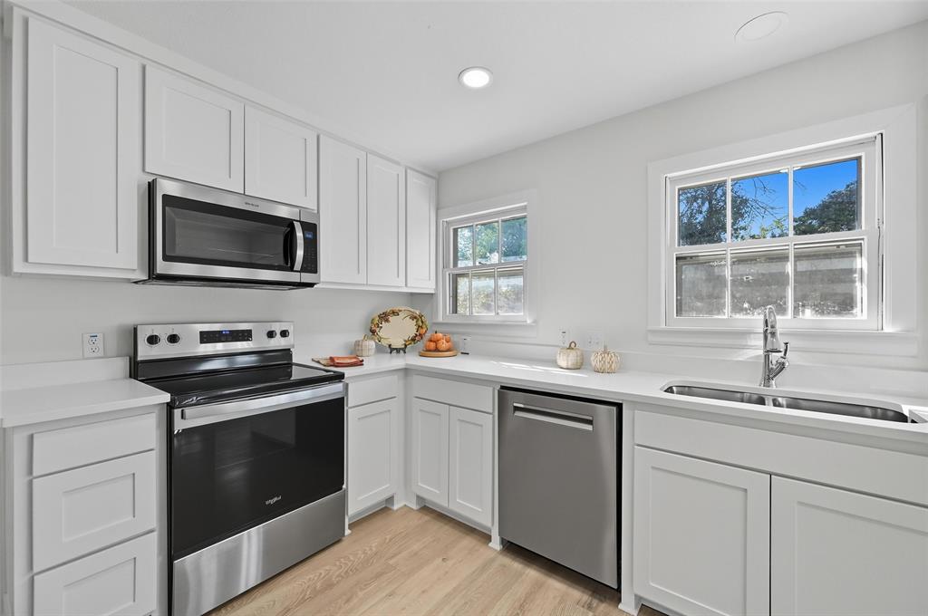 CHAMBERLAIN ARLINGTON HTS 2ND - Residential