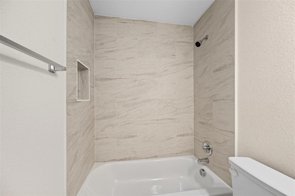 CHAMBERLAIN ARLINGTON HTS 2ND - Residential