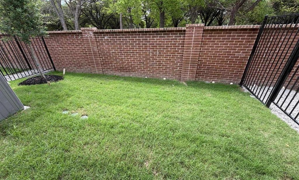 2545 Lost Maples Lane