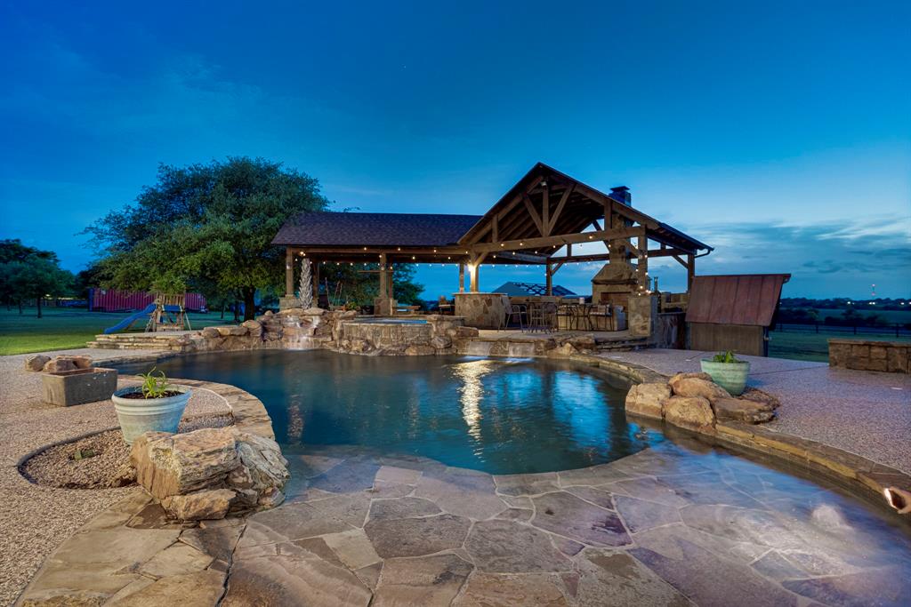 4 Stone Brook ESTS 13.318 ACRES - Residential