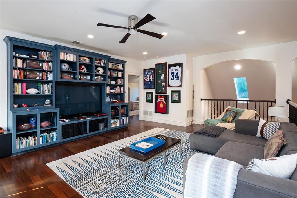 HOCKADAY SQUARE - Residential