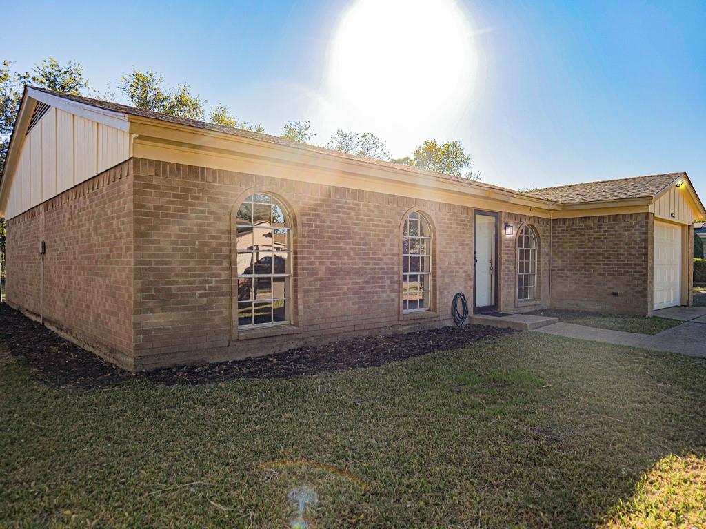 Royal Crest Add - Residential