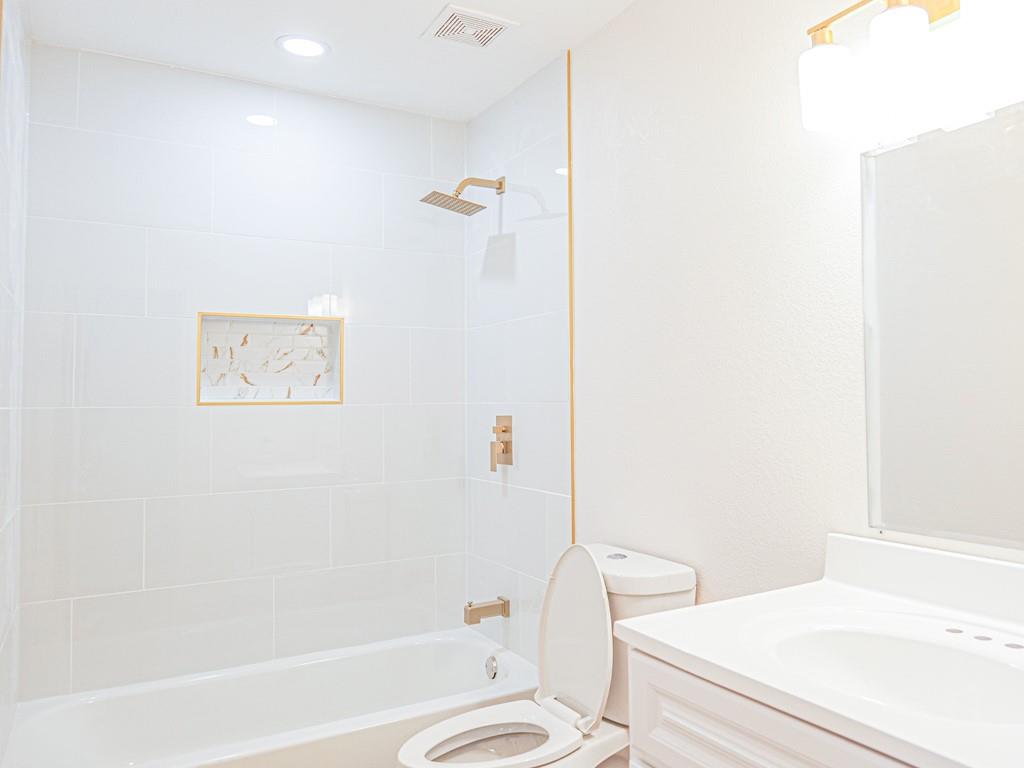 Royal Crest Add - Residential