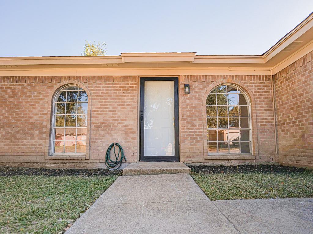 Royal Crest Add - Residential