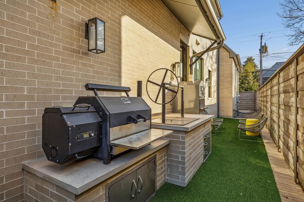 Idlewild 2 - Residential