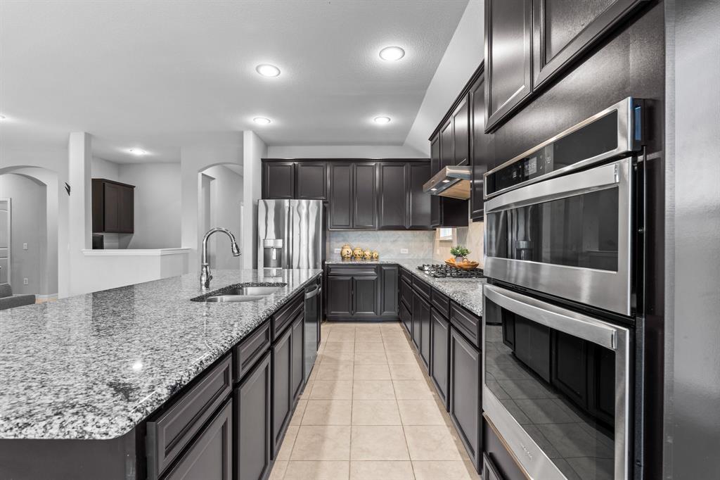 Fort Worth, Texas 76052, United States, 4 Bedrooms Bedrooms, ,3 BathroomsBathrooms,Residential,Pending,136109