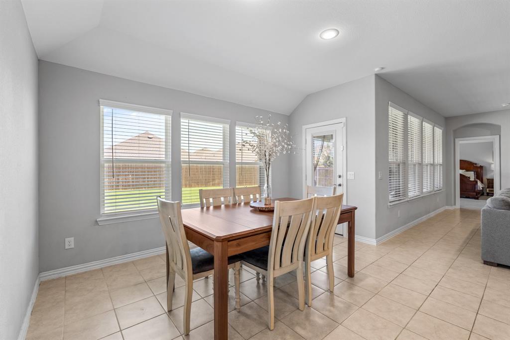 Fort Worth, Texas 76052, United States, 4 Bedrooms Bedrooms, ,3 BathroomsBathrooms,Residential,Pending,136109