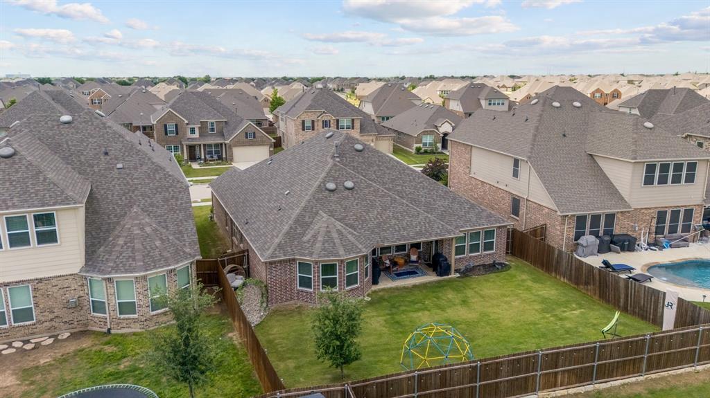 Fort Worth, Texas 76052, United States, 4 Bedrooms Bedrooms, ,3 BathroomsBathrooms,Residential,Pending,136109