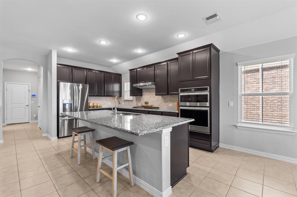 Fort Worth, Texas 76052, United States, 4 Bedrooms Bedrooms, ,3 BathroomsBathrooms,Residential,Pending,136109