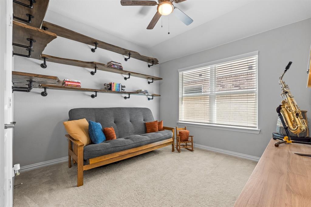 Fort Worth, Texas 76052, United States, 4 Bedrooms Bedrooms, ,3 BathroomsBathrooms,Residential,Pending,136109