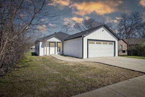 A home in White Settlement