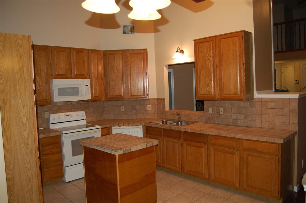 Santa Fe Trace - Residential Lease