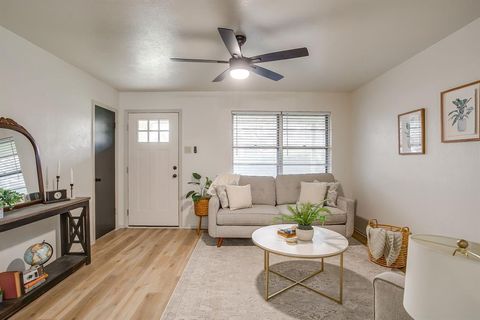 256 Pimlico Way Saginaw TX 76179