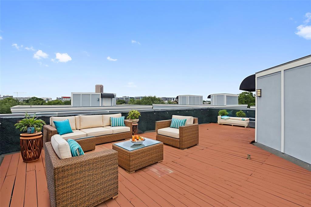 Bryan Square Twnhms - Residential