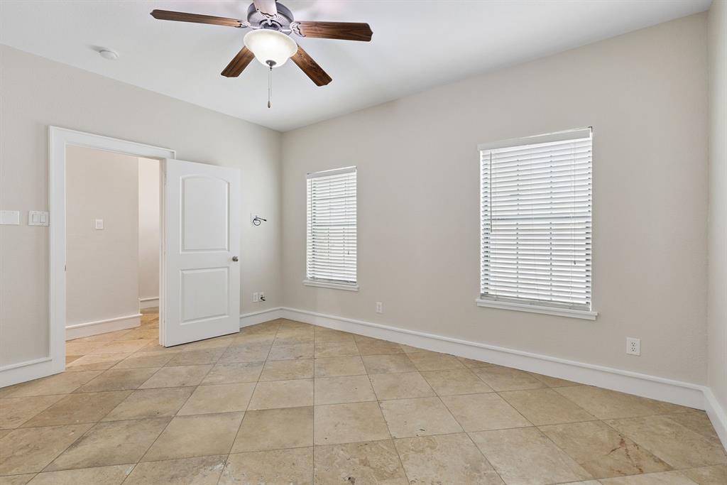 Bryan Square Twnhms - Residential