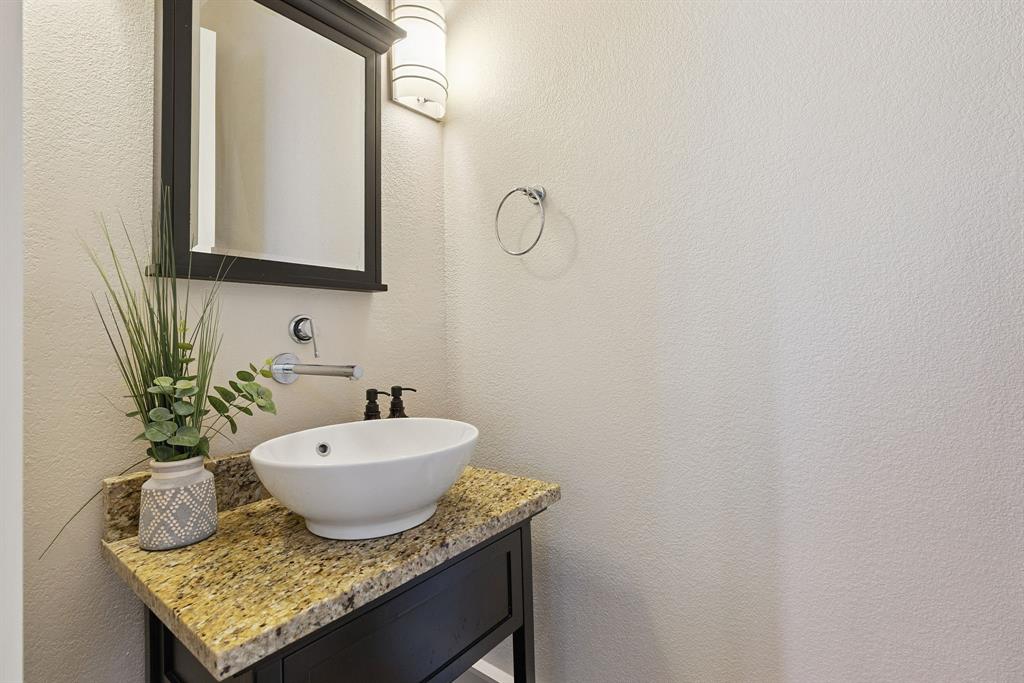 Bryan Square Twnhms - Residential