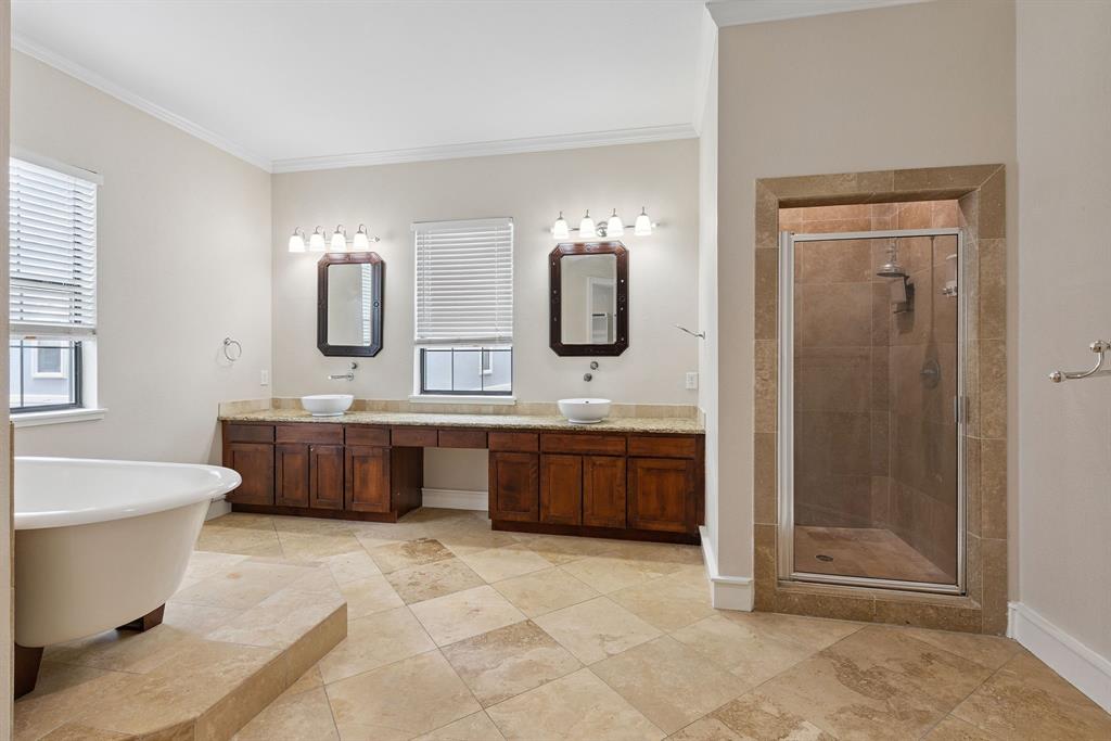 Bryan Square Twnhms - Residential