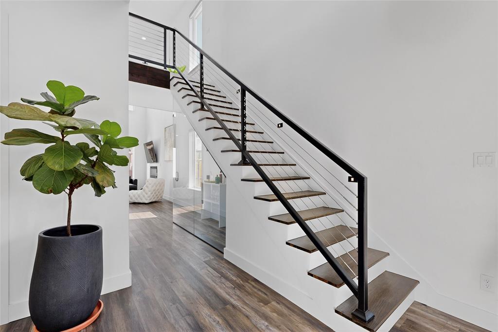 602 Martinique Avenue