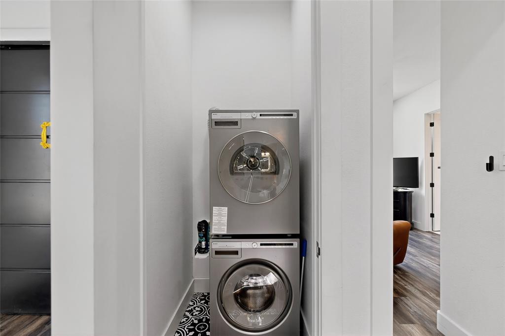 Mount Auburn - Residential