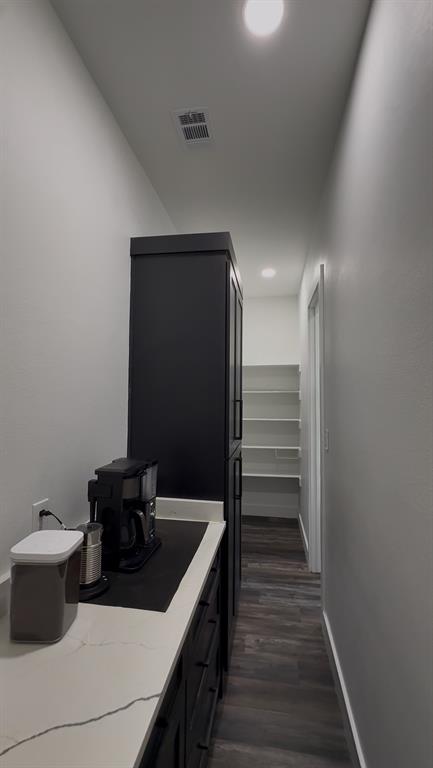 Mount Auburn - Residential