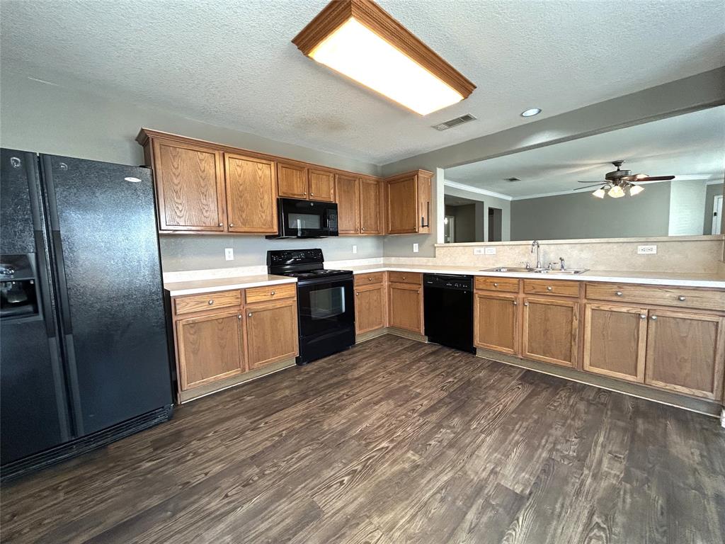 Sendera Ranch - Residential